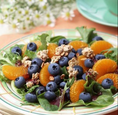 image: Breakfast Blueberry Salad courtesy of the US Highbush Blueberry Council